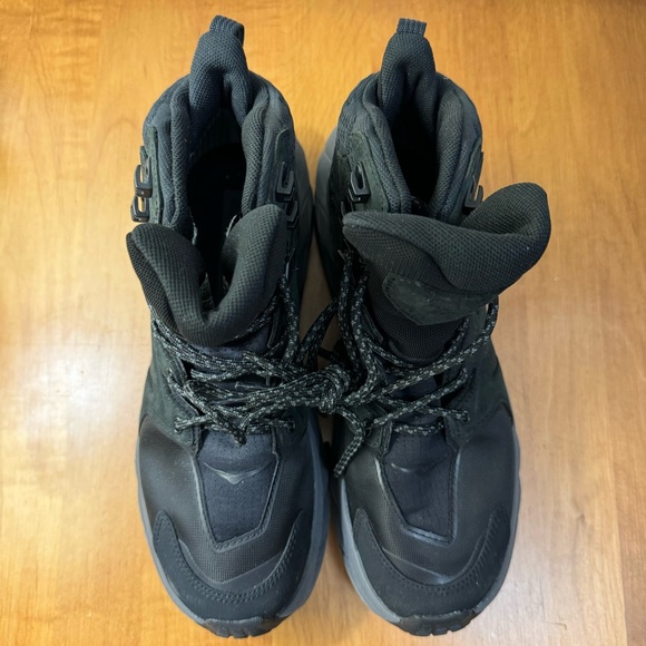 HOKA Women’s Anacapa Mid Gore-Tex® Waterproof Hiking Shoe - Picture 6 of 8